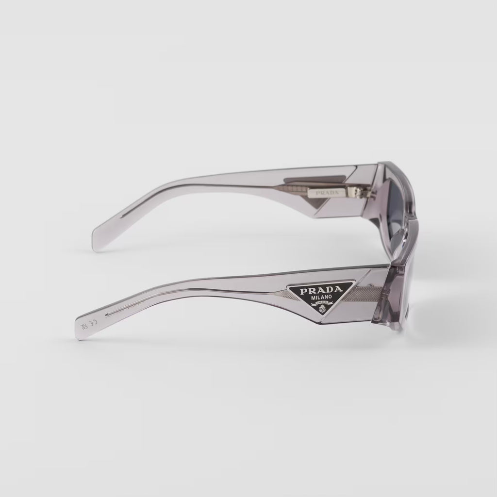 Lunettes de soleil avec logo triangulaire