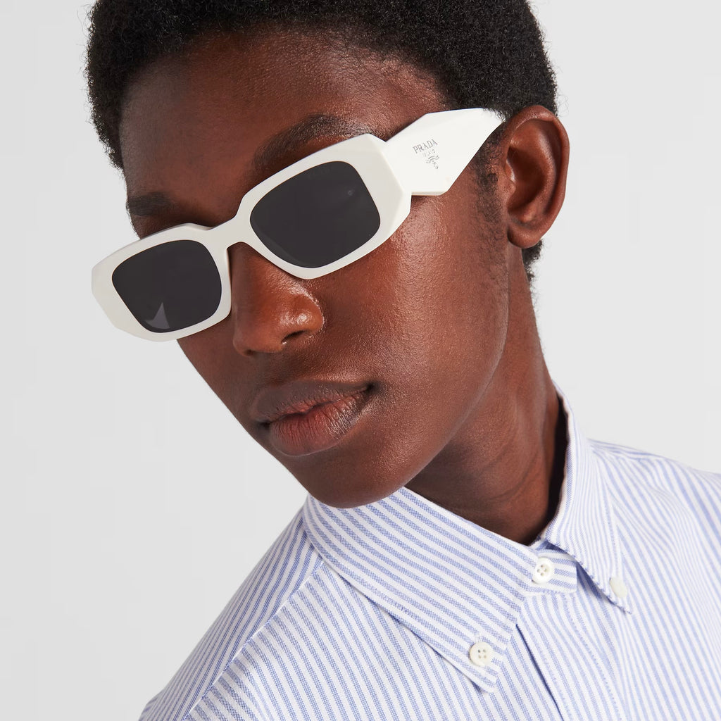 Lunettes de soleil Prada Symbole